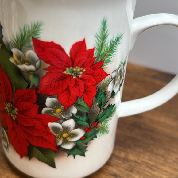 Vintage Porcelain Christmas Cups Set Of Three St George Fine Bone China - Picture 12 of 12